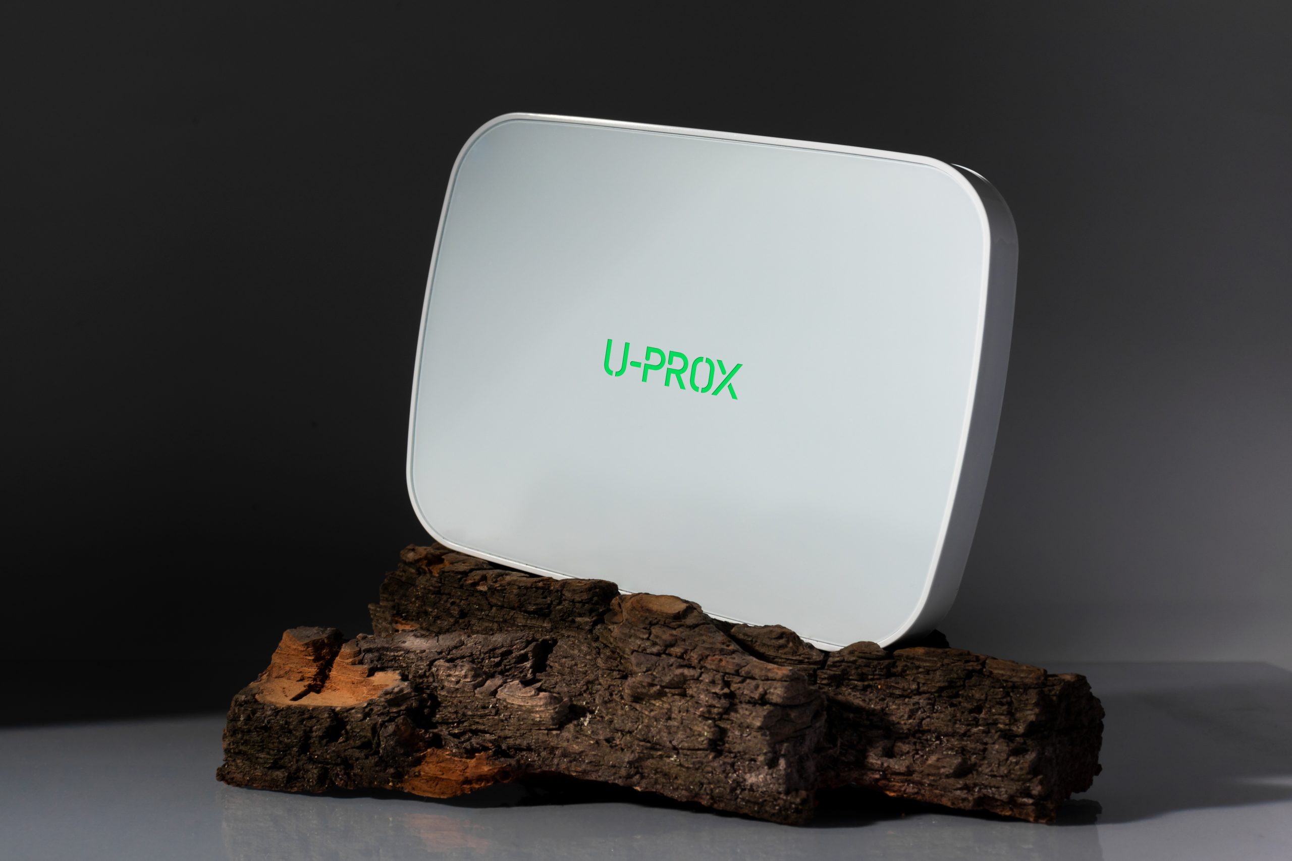 u-prox_mpx_white_img_4159_g-scaled