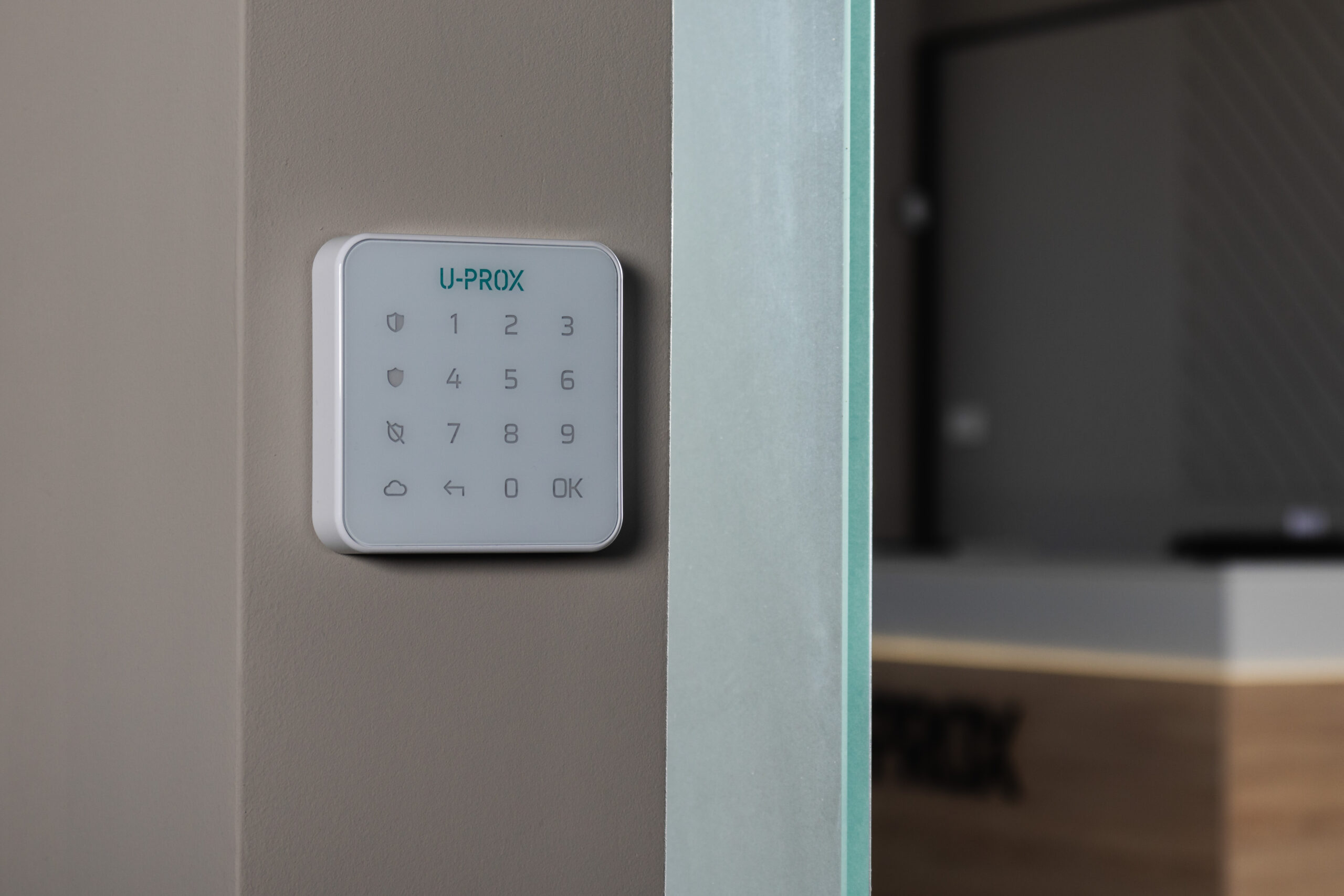 U-PROX_Keypad_G1_Lifestyle_IMG_6021