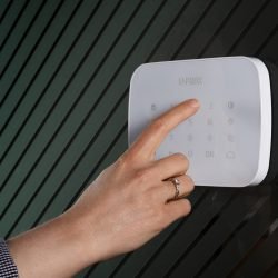 U-PROX_Keypad_G4_Lifestyle_IMG_6288